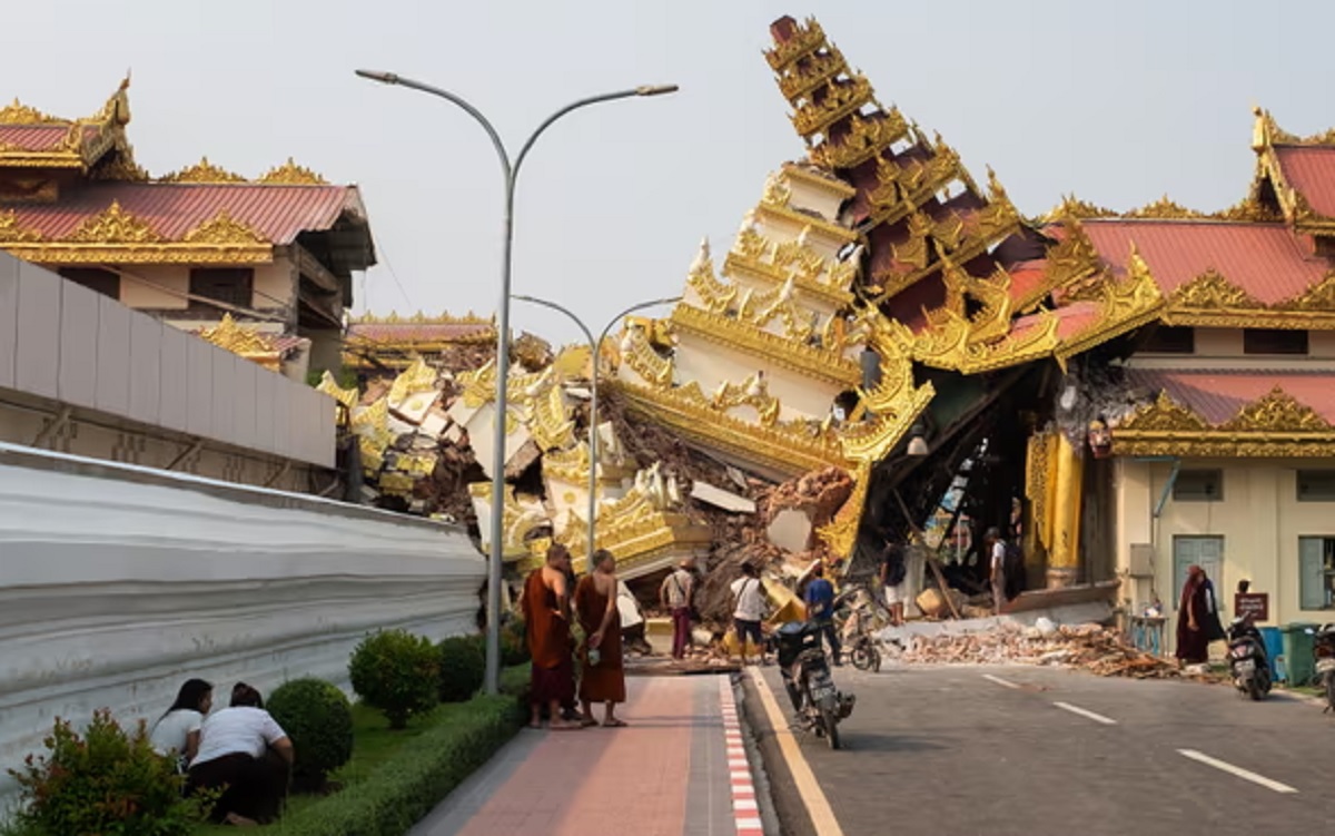 Over 1,600 dead in Myanmar earthquake: ஈடாடி அப்படியே விழுந்த குடியிருப்புகள்: 1,644 பேரை பலிவாங்கிய நில நடுக்கம் !