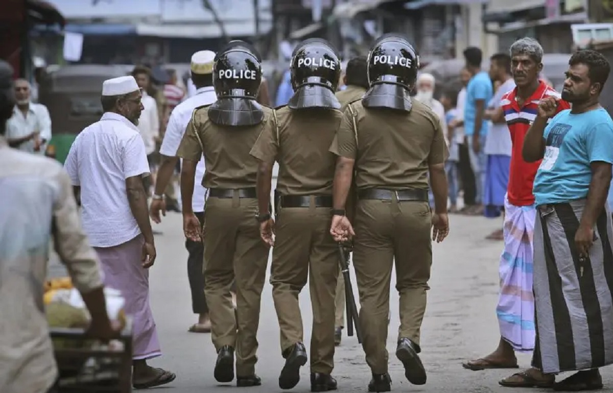 சிங்கள பொலிஸ்காரர் கைது: மிடேனியாவில் நடந்த 3 கொலை !