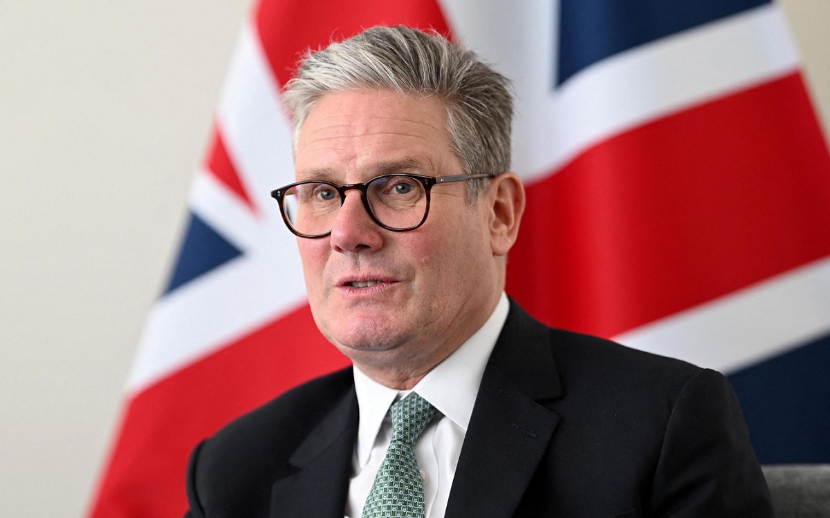 ஆட்டம் காணும் UK, கொரோனா கால கட்டம் போல கார் கம்பெனி ஊழியருக்கு சம்பளம்
